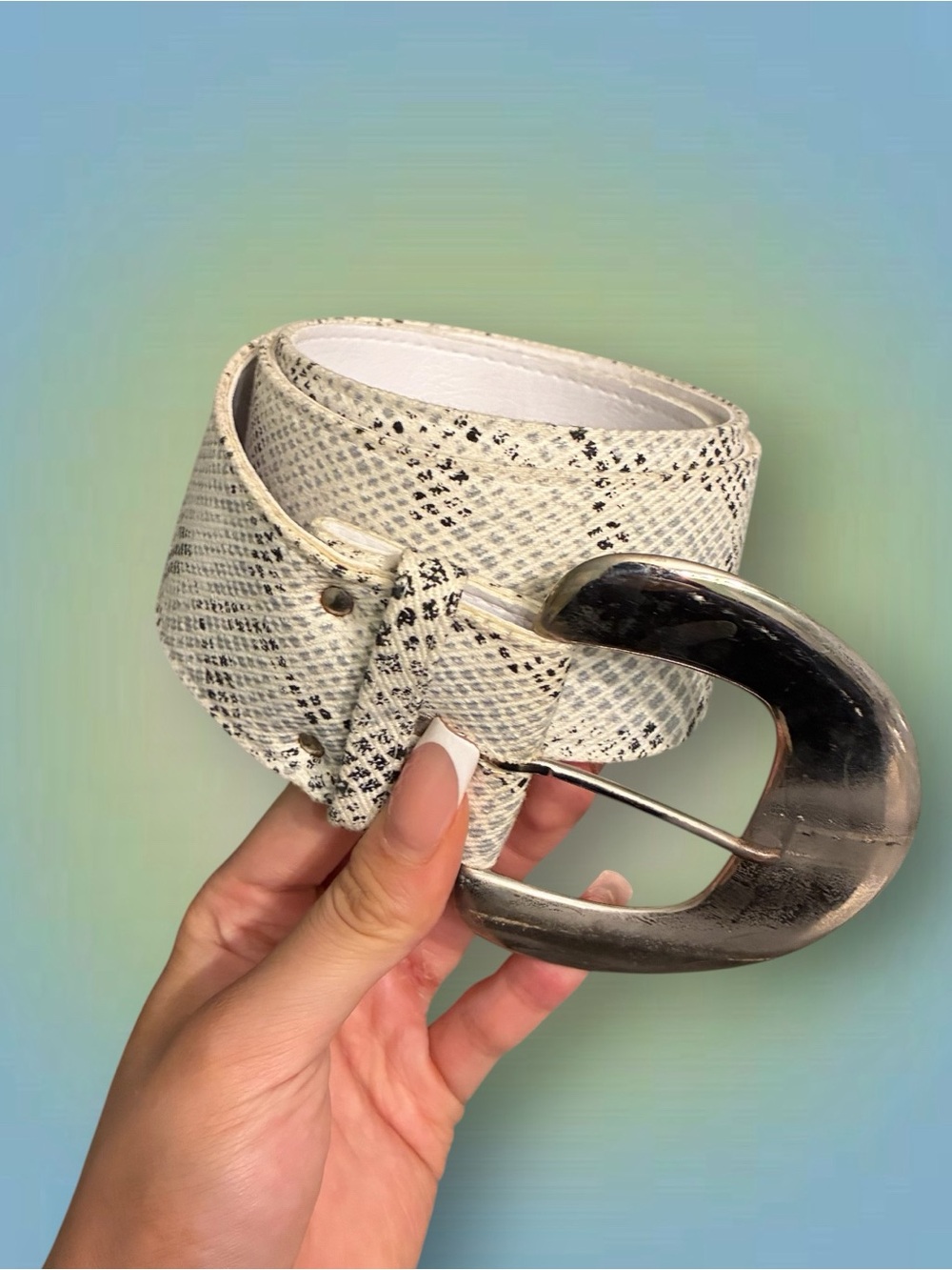 White Textured Snakeskin Leather Belt with Silver Oval Buckle